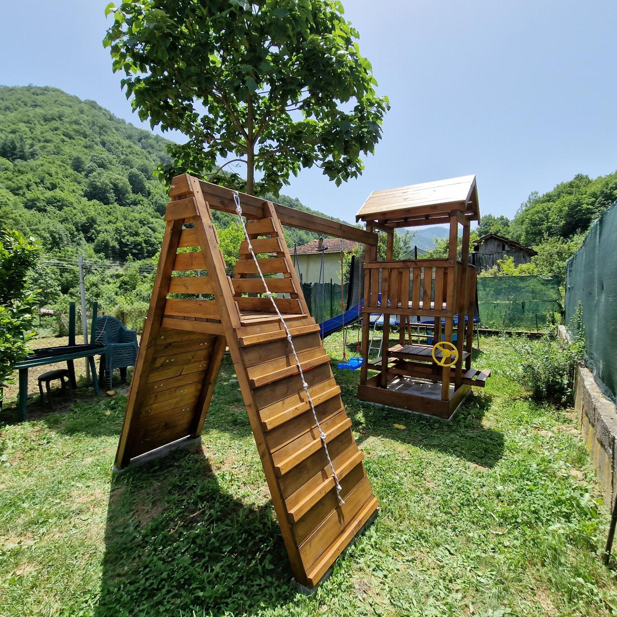 Guest House Ivan Cherni Osum Exteriér fotografie