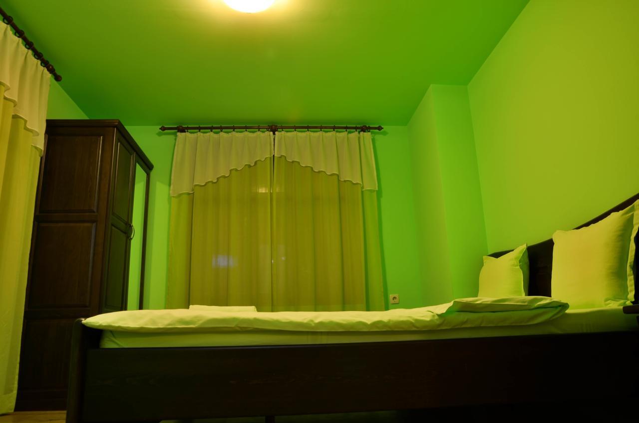 Guest House Ivan Cherni Osum Exteriér fotografie